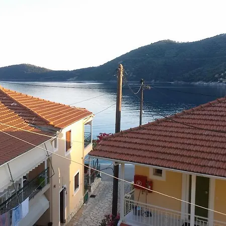 Porto Poros * Μικρός Γιαλός