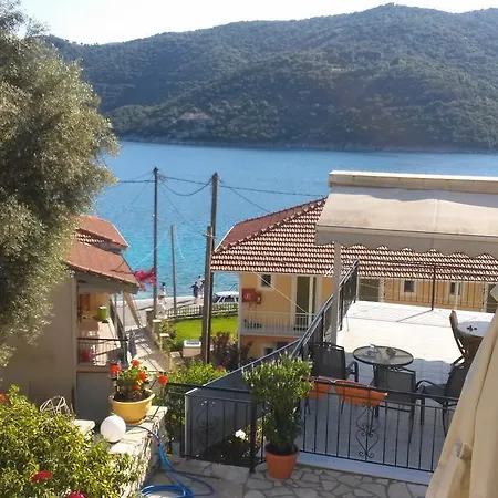 Porto Poros * Μικρός Γιαλός