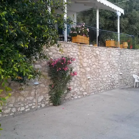 Porto Poros * Μικρός Γιαλός